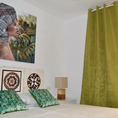 Sunhome 11 Bajondillo Beach Appartement
